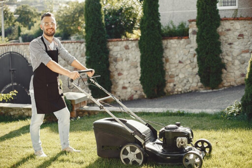 lawn care in Winnipeg